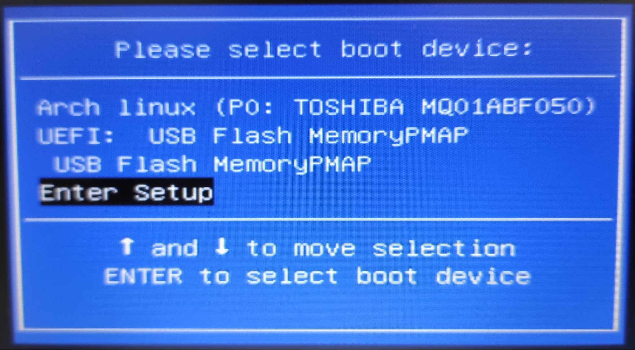 Zobrazenie možností bootovania v UEFI/BIOS režime z hybridného USB